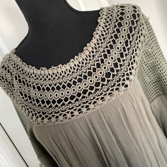 UmgeeUSA Women’s Mini Dress Top Size S Taupe Olive Boho Crochet - Picture 2 of 10